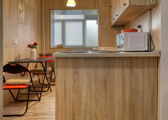 Guest - 11 Апартаменти *