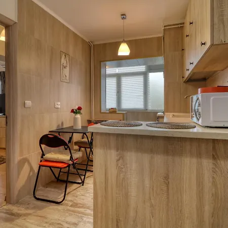 Guest - 11 Apartment