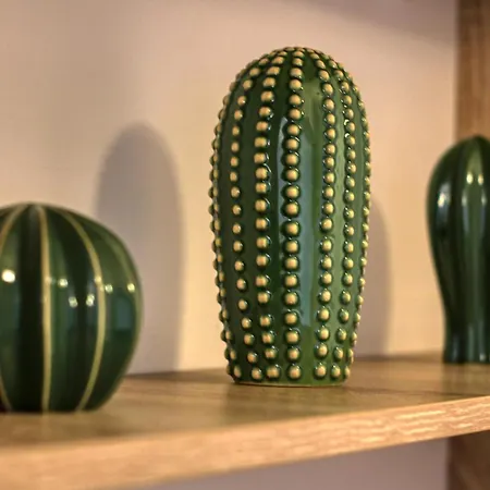 Guest - 11 * Bucharest